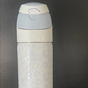 Cirkul White Leopard Water Bottle